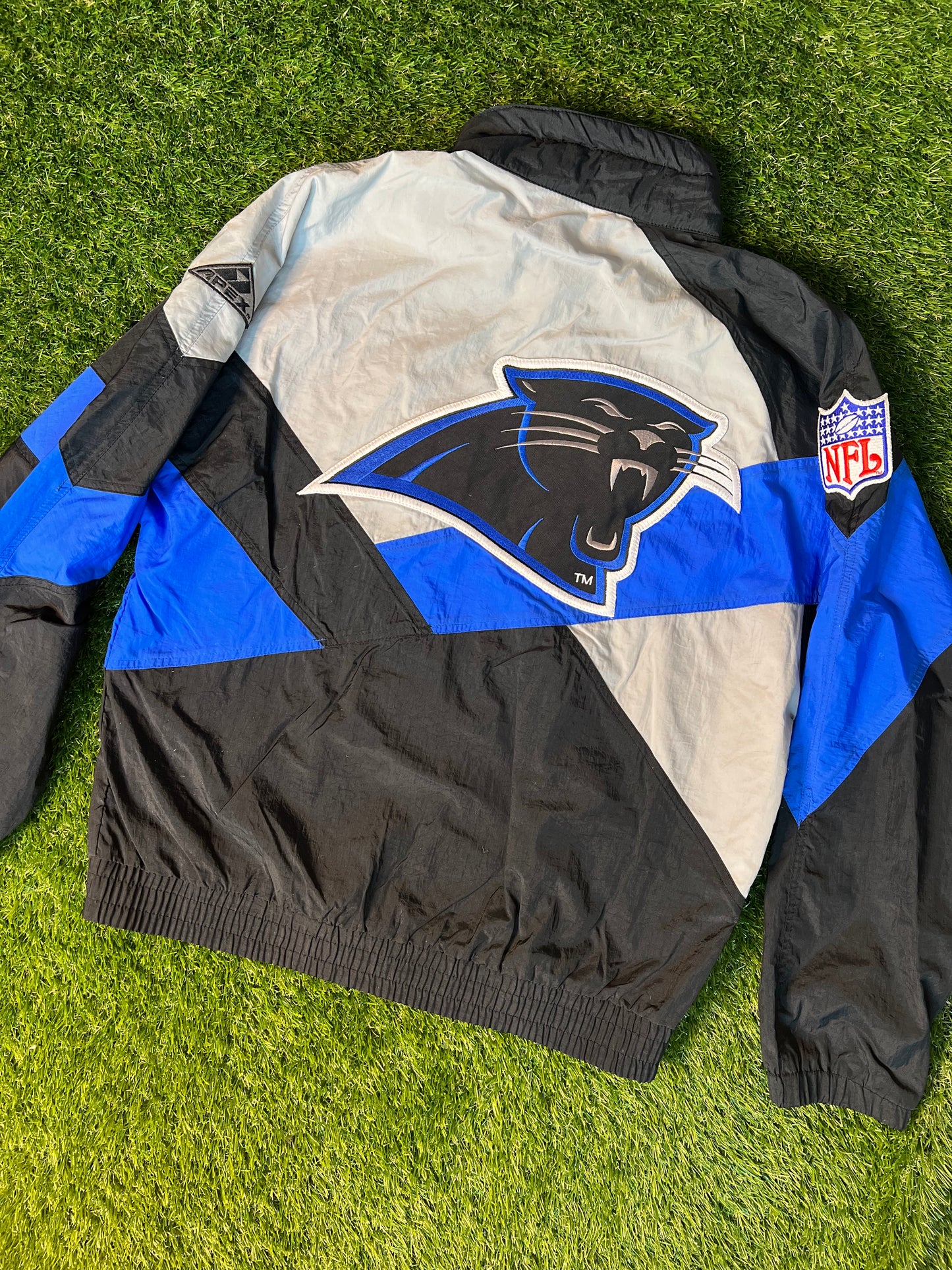 Carolina Panthers: 90’s VTG Apex One Windbreaker